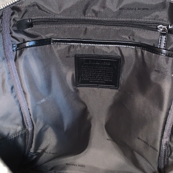 Michael Kors Large Jet Set Signature Travel Backpack EUC - Picture 12 of 17
